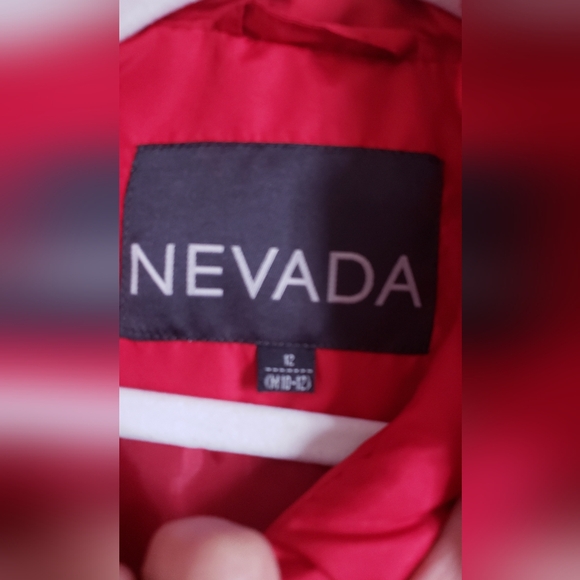 Nevada Red Vest, Size Large. - Picture 3 of 5